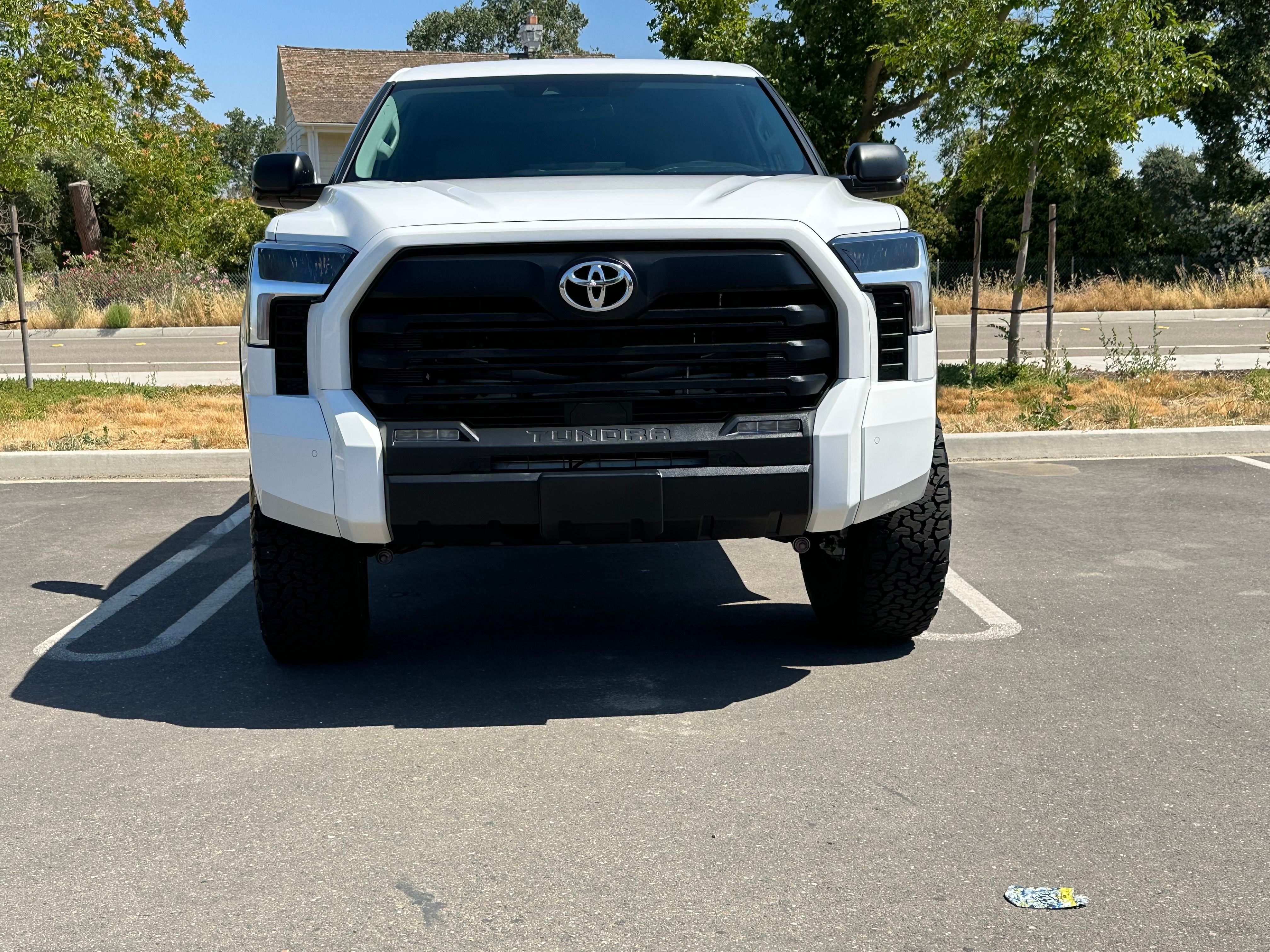Used 2023 Toyota Tundra SR5 w/ SR5 Premium Package AWD/4WD image 5