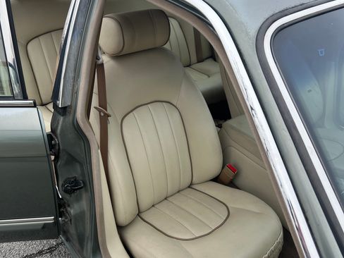 Used 1996 Jaguar XJ Vanden Plas image 14