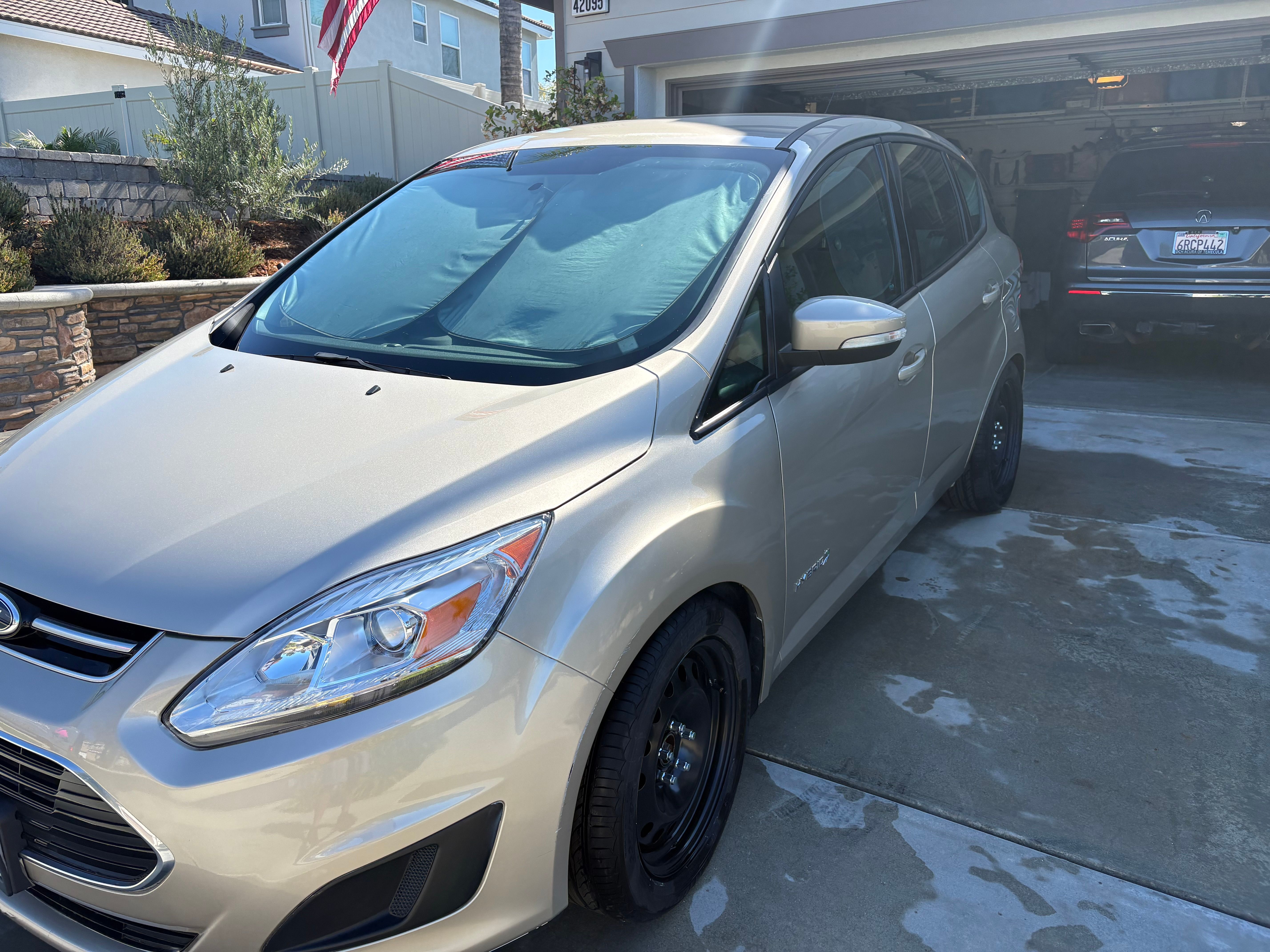 Used 2017 Ford C-MAX SE w/ Equipment Group 201A FWD image 8