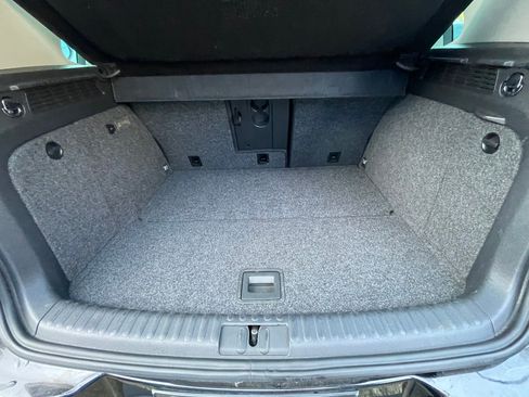 Used 2009 Volkswagen Tiguan SEL image 16