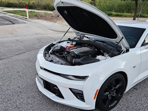 Used 2017 Chevrolet Camaro SS image 23