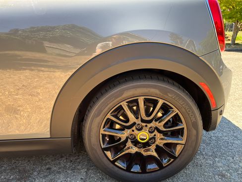 Used 2022 MINI Cooper SE FWD image 14
