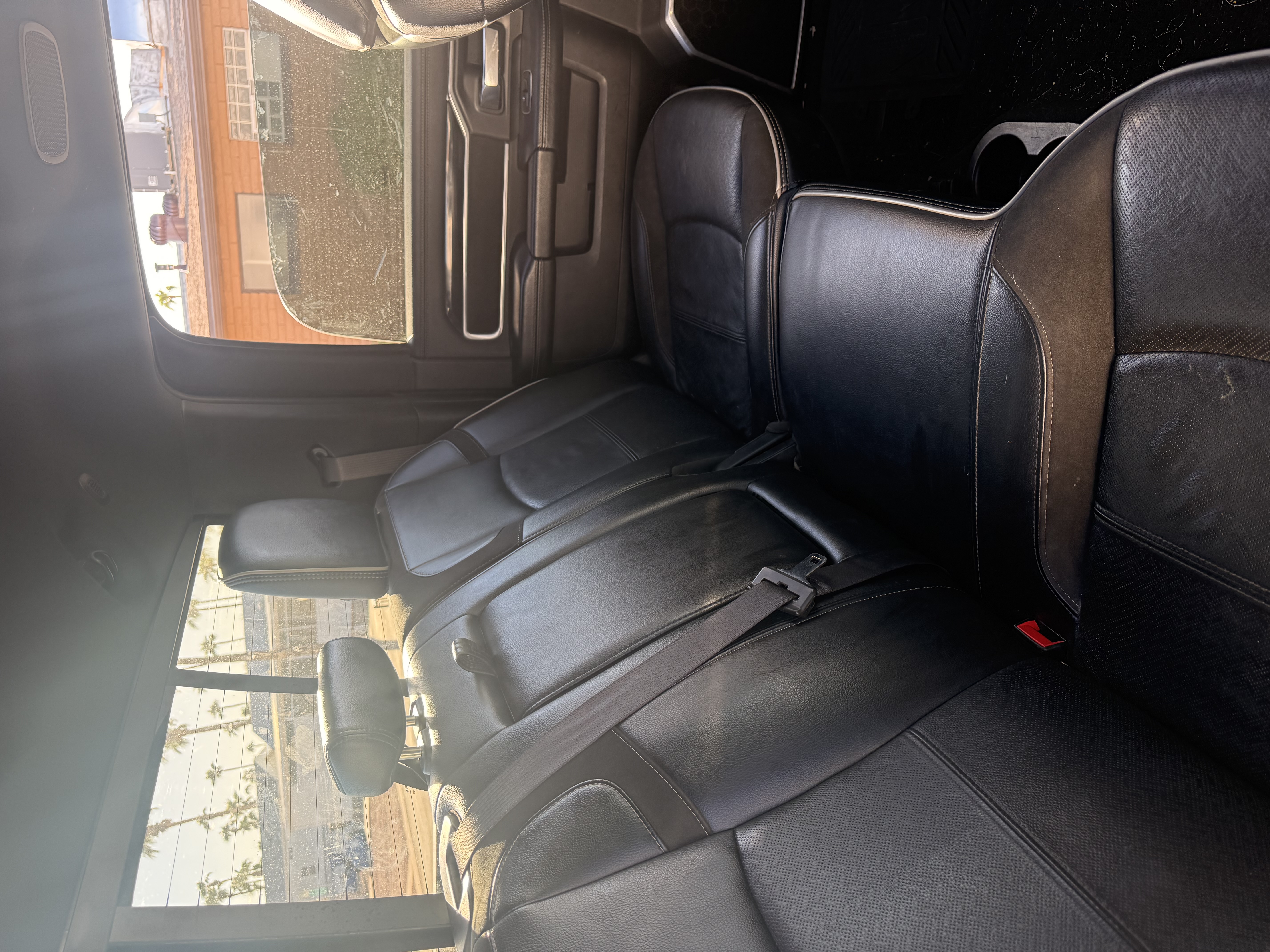 Used 2021 RAM 2500 Laramie w/ Night Edition AWD/4WD image 14