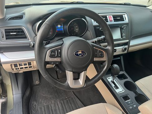 Used 2015 Subaru Outback 2.5i image 5