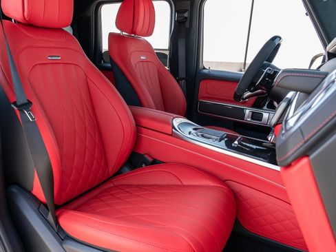 Used 2025 Mercedes-Benz G 63 AMG 4MATIC image 16