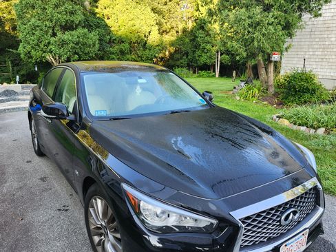 Used 2020 INFINITI Q50 Luxe RWD image 2