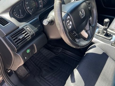 Used 2013 Honda Accord Sport image 9