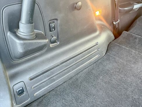Used 2012 Ford Edge SEL FWD image 20