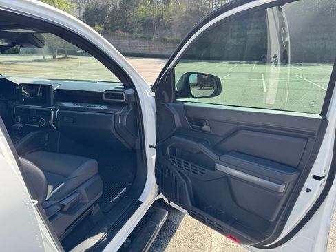 Used 2024 Toyota Tacoma SR5 image 23