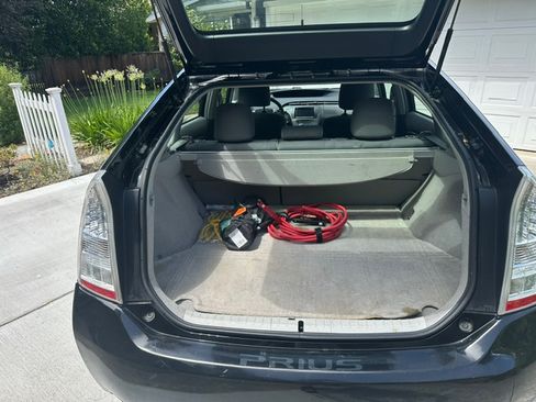 Used 2011 Toyota Prius Two FWD image 11