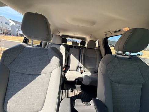 Used 2022 Toyota Sienna LE image 20