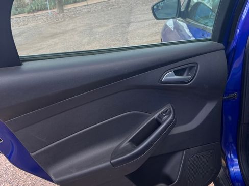 Used 2013 Ford Focus SE image 10