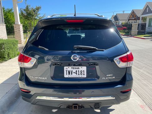 Used 2013 Nissan Pathfinder Platinum w/ Platinum Premium Pkg image 8
