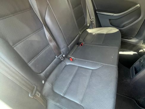 Used 2014 Volkswagen Jetta SE FWD image 11