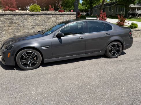 Used 2008 Pontiac G8 GT w/ Premium Package RWD image 4