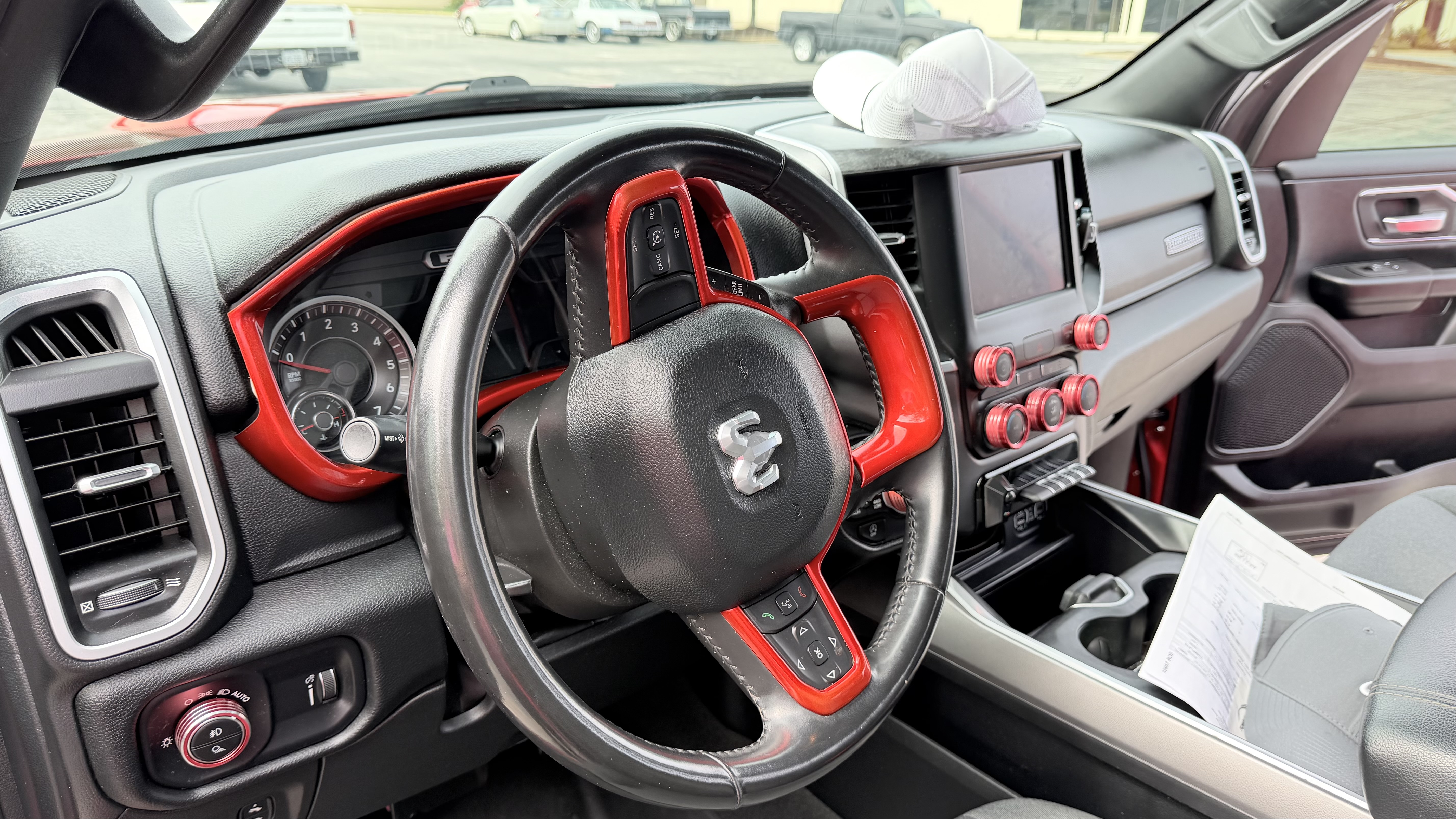 Used 2022 RAM 1500 Big Horn AWD/4WD image 4