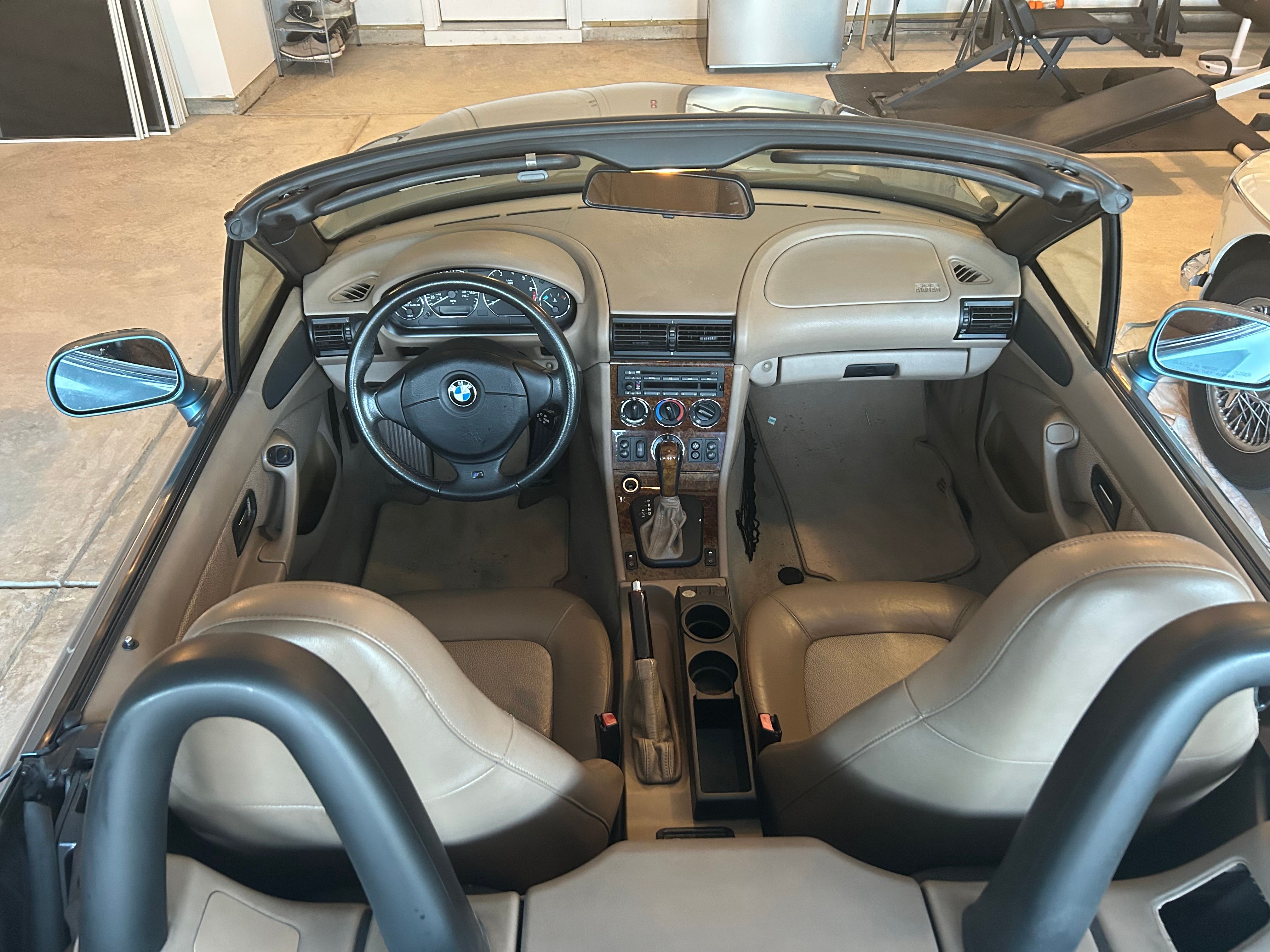 Used 2001 BMW Z3 3.0i RWD image 14