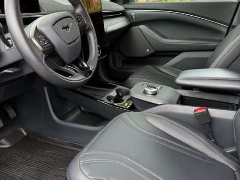 Used 2022 Ford Mustang Mach-E Premium RWD image 12