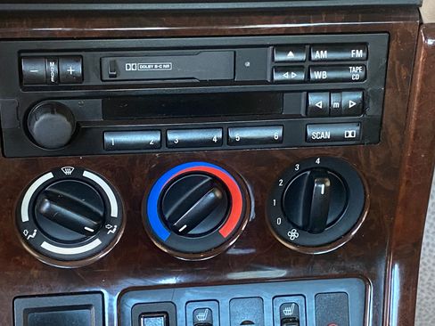 Used 1996 BMW Z3 1.9 RWD image 19