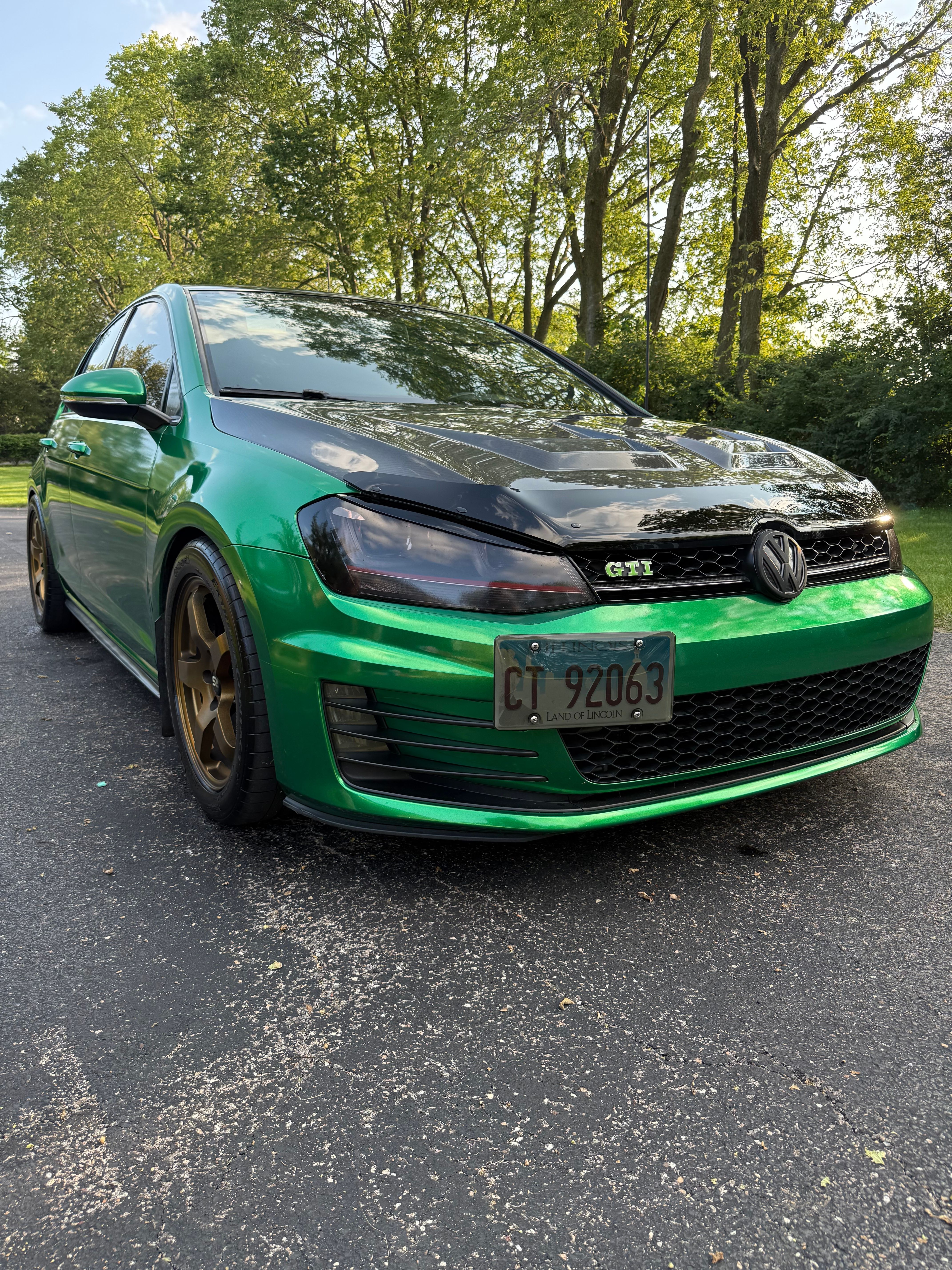Used 2016 Volkswagen GTI S w/ Lighting Package (SEL) FWD image 4