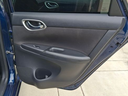 Used 2019 Nissan Sentra SV image 19