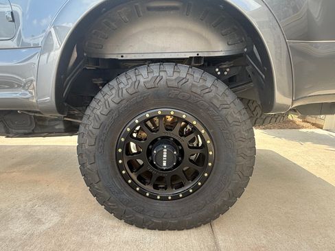 Used 2022 Ford F250 Lariat w/ Tremor Off-Road Package AWD/4WD image 15