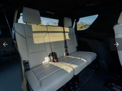 Used 2021 Cadillac Escalade ESV Sport w/ Driver Assist Tech Package image 16