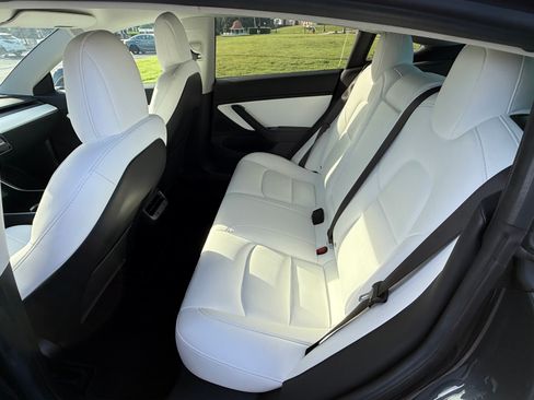 Used 2018 Tesla Model 3 Performance AWD/4WD image 4