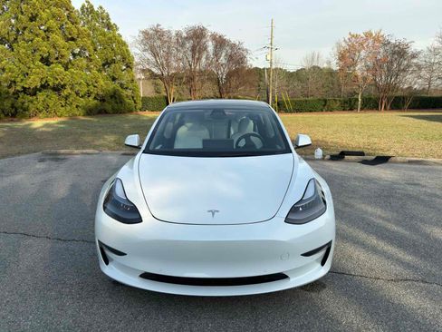 Used 2022 Tesla Model 3 Long Range image 8