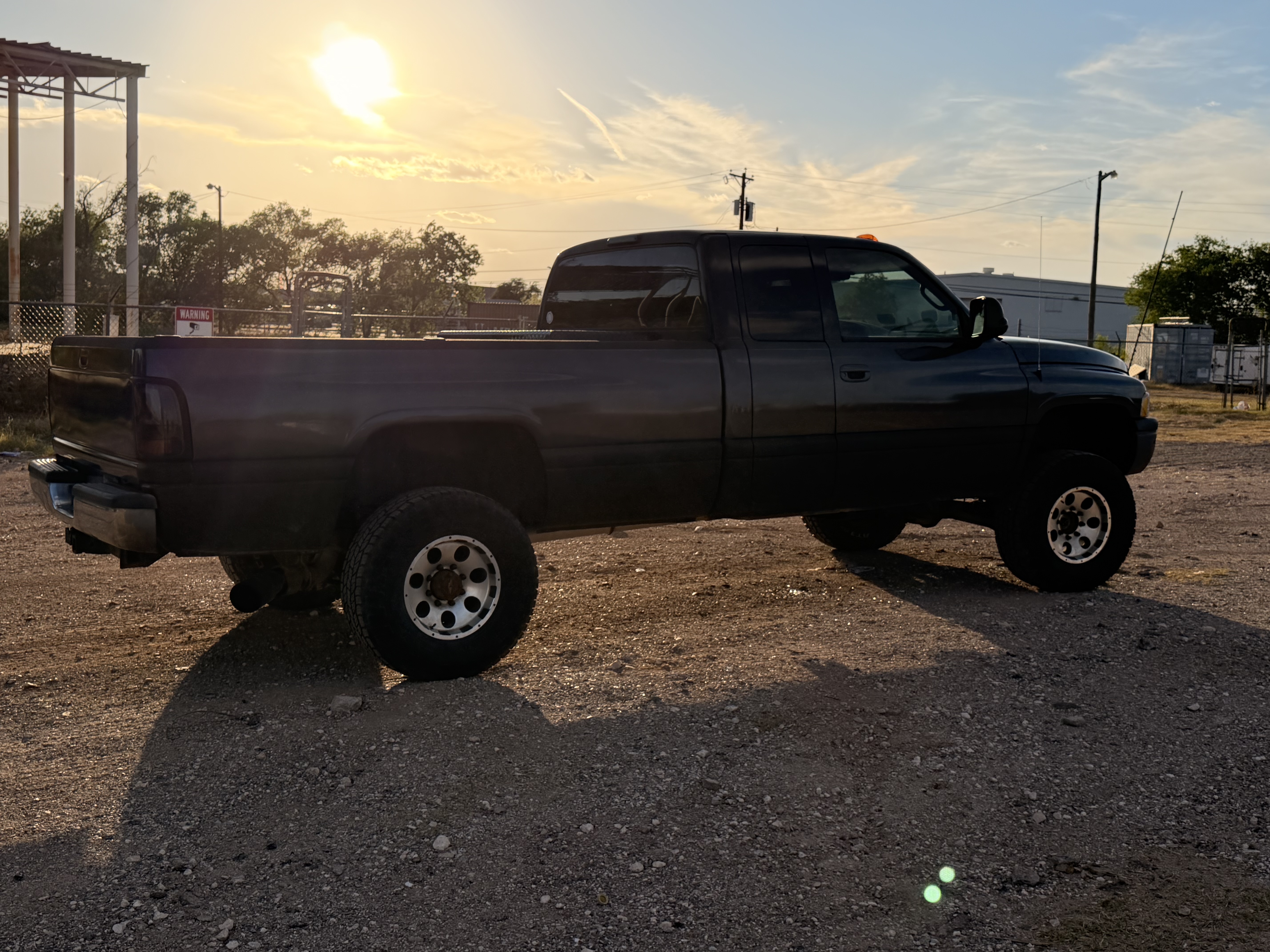Used 1999 Dodge Ram 2500 Truck 4x4 Quad Cab image 13
