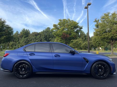 Used 2021 BMW M3 Competition w/ M Carbon Exterior Package image 2