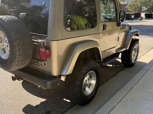 Used 2003 Jeep Wrangler Sahara AWD/4WD image 5