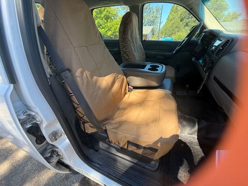 Used 2007 Chevrolet Silverado 2500 W/T w/ LS Package AWD/4WD image 29