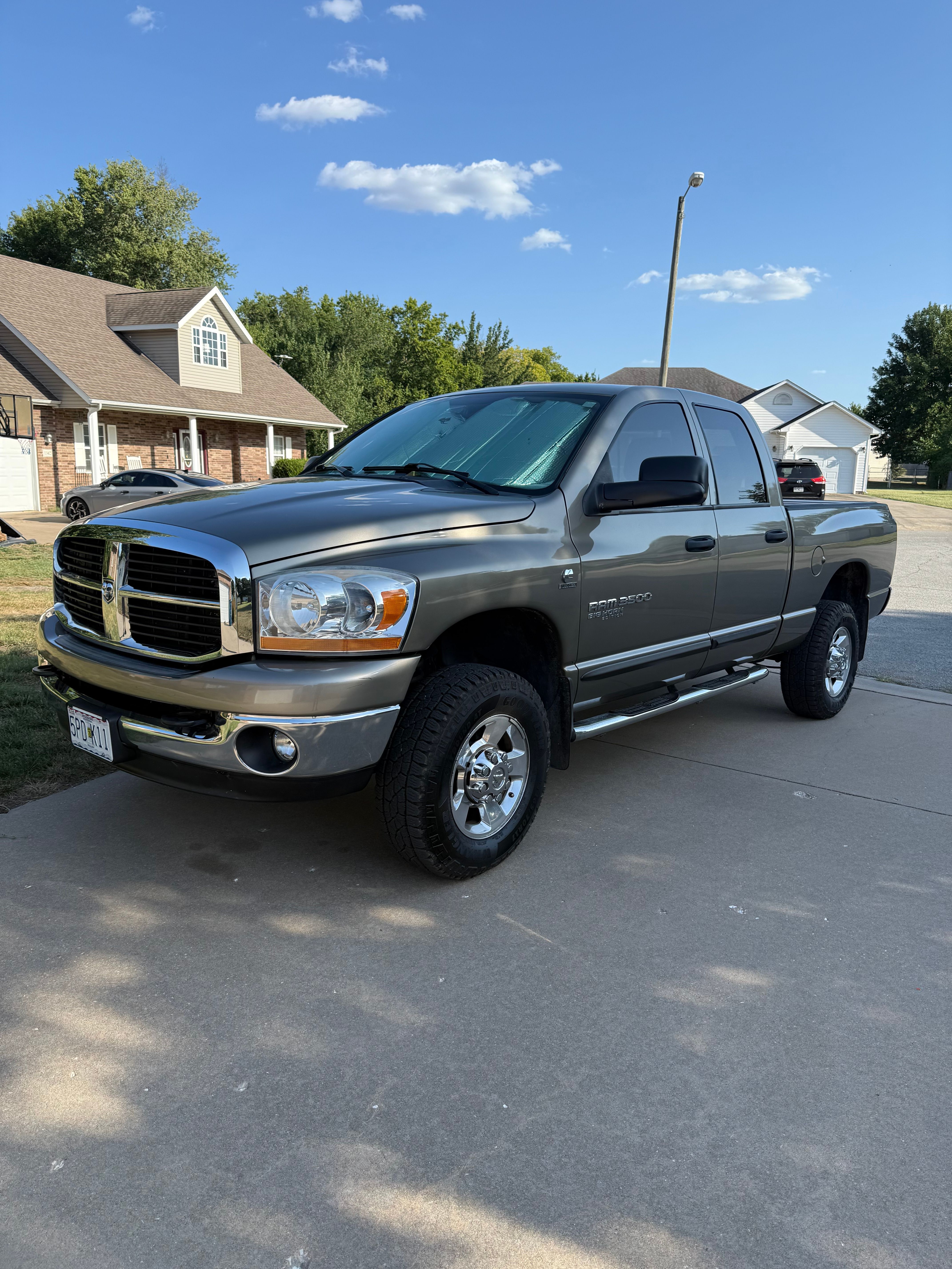 Used 2006 Dodge Ram 3500 Truck SLT w/ Quad Cab Big Horn Value Group AWD/4WD image 1