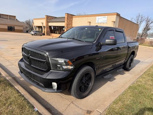 Used 2015 RAM 1500 Express image 1