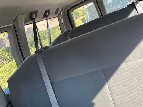 Used 2013 Ford E-350 and Econoline 350 XLT RWD image 9