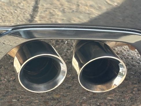 Used 2010 Jeep Grand Cherokee SRT8 w/ SRT Option Group I image 15