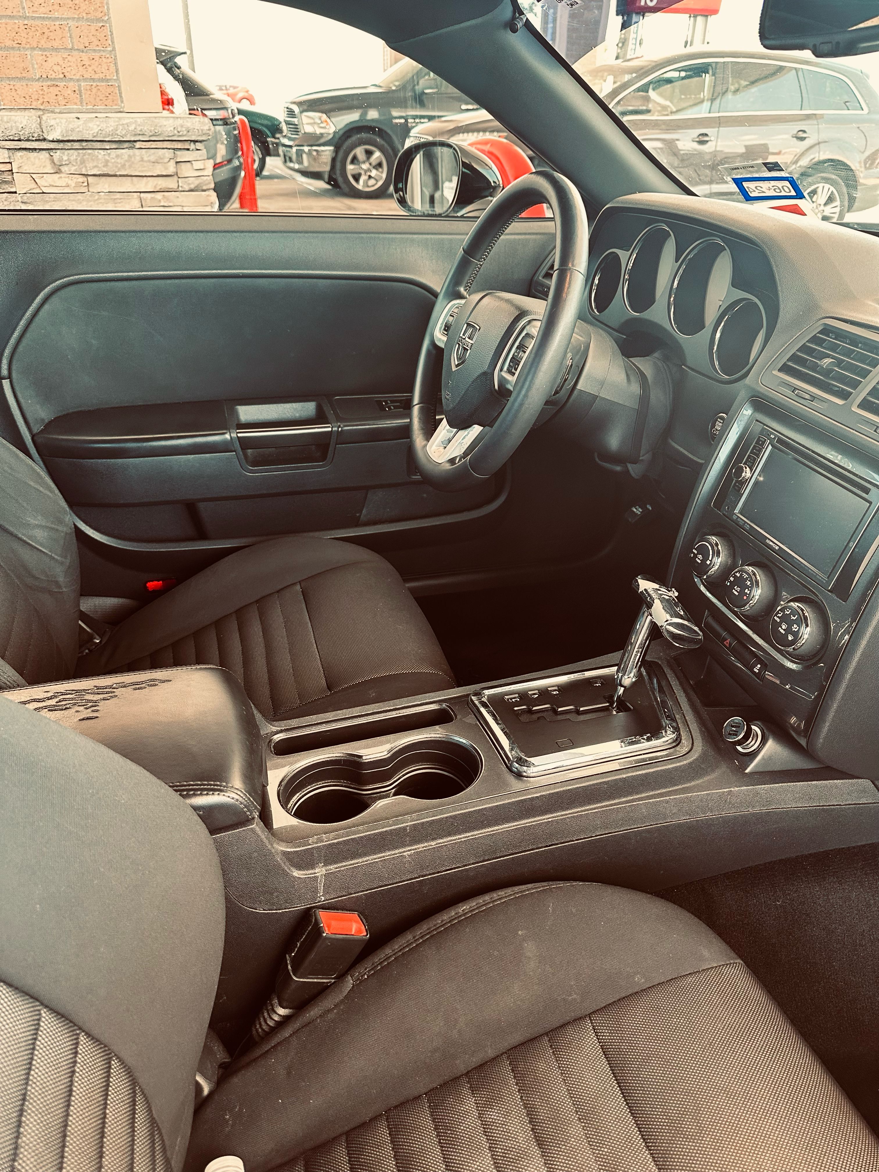 Used 2014 Dodge Challenger SXT RWD image 11