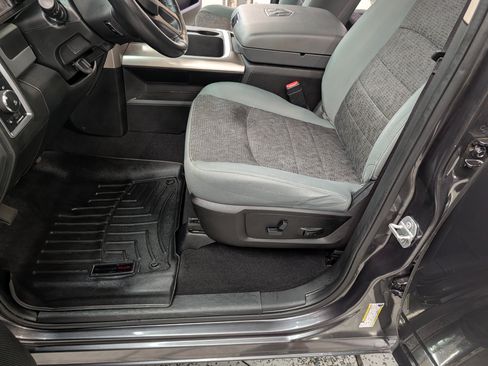 Used 2017 RAM 1500 Big Horn image 2