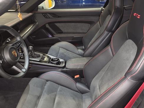 Used 2024 Porsche 911 Carrera 4 GTS image 11