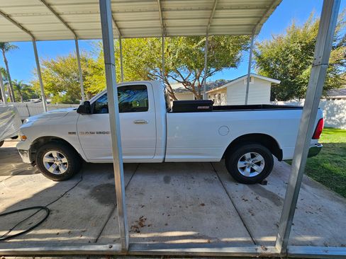 Used 2012 RAM 1500 Classic SLT image 9