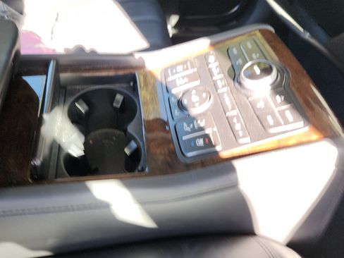 Used 2011 Hyundai Equus Ultimate image 26