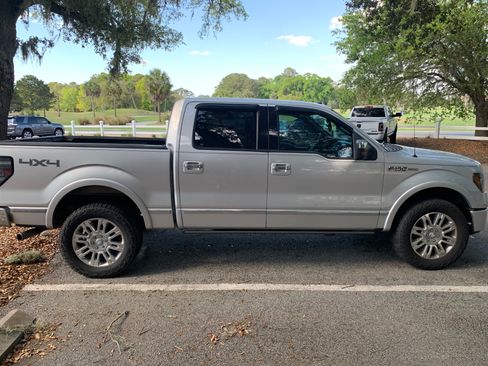 Used 2010 Ford F150 Platinum image 5