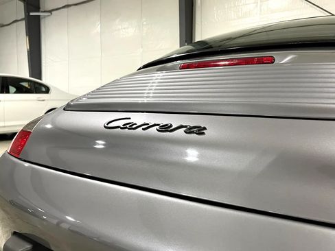 Used 2001 Porsche 911 Cabriolet image 28