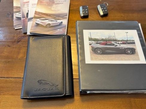 Used 2016 Jaguar F-TYPE R image 24