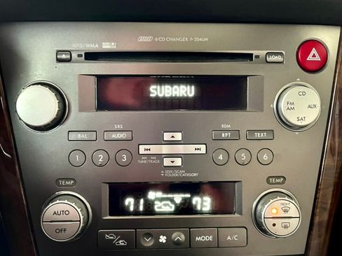 Used 2009 Subaru Outback 2.5XT Limited image 27