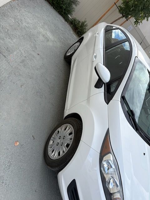 Used 2016 Ford Fiesta S FWD image 2