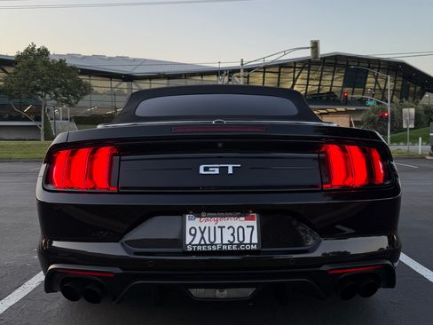 Used 2020 Ford Mustang GT Premium w/ GT Performance Package RWD image 6