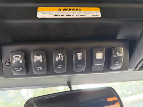 Used 2014 Jeep Wrangler Unlimited Rubicon w/ Connectivity Group AWD/4WD image 12
