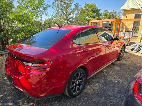 Used 2015 Dodge Dart SXT image 2